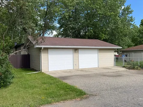 308 Sunset Avenue Detroit Lakes MN 56501