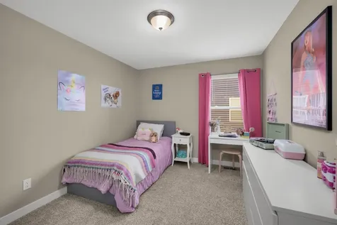 18184 Hartlin Avenue Lakeville MN 55044
