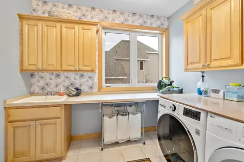 8197 Drexel Court Eden Prairie MN 55347