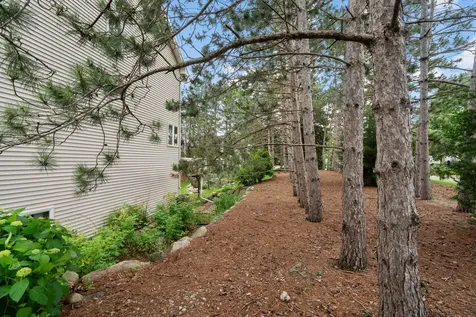 8197 Drexel Court Eden Prairie MN 55347