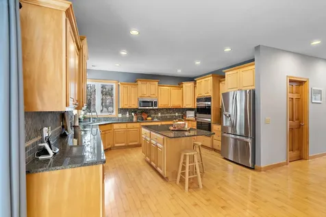 8197 Drexel Court Eden Prairie MN 55347