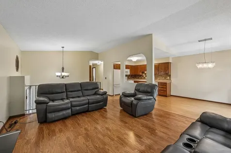 173 Galtier Place Shoreview MN 55126