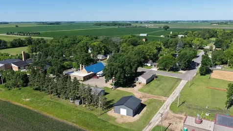 211 Farmdale Avenue Lake Lillian MN 56253