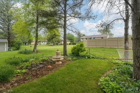 30 Lincoln Lane New Ulm MN 56073