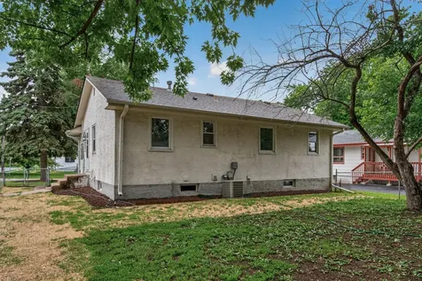 1225 43rd Avenue NE Columbia Heights MN 55421