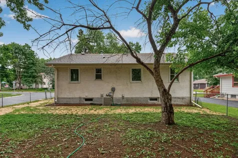 1225 43rd Avenue NE Columbia Heights MN 55421
