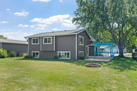 3460 Spruce Trail SW Prior Lake MN 55372