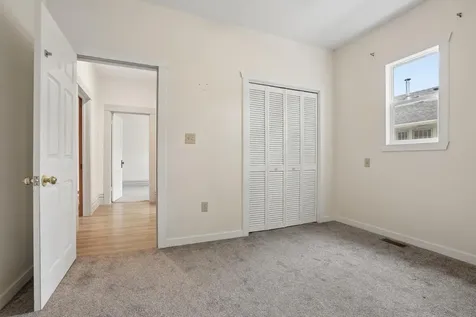 223 11th Avenue N Fargo ND 58102