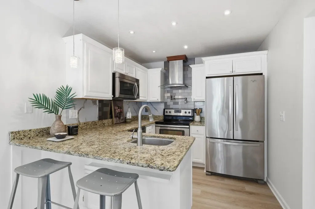 3422 Highlander Drive Eagan MN 55122