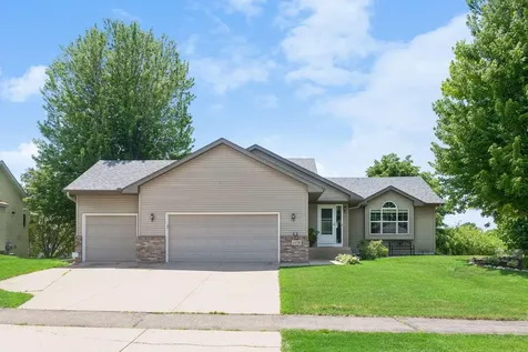 1174 Hidden Creek Boulevard Mayer MN 55360