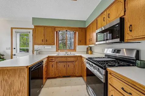 931 Chestnut Street Taylors Falls MN 55084