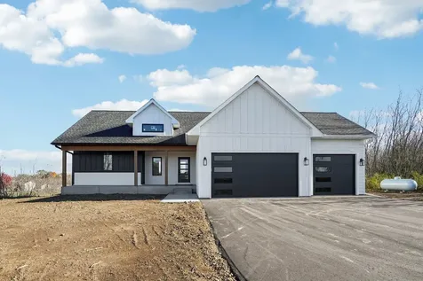 18866 Silo Court Shafer MN 55074