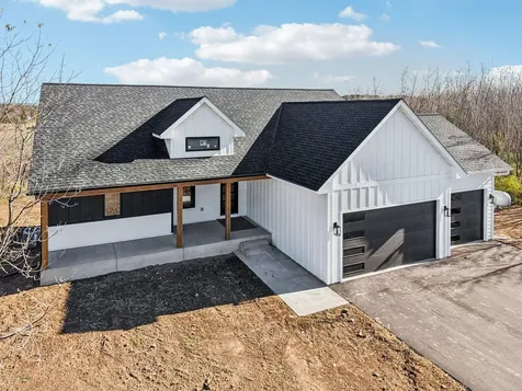 18866 Silo Court Shafer MN 55074