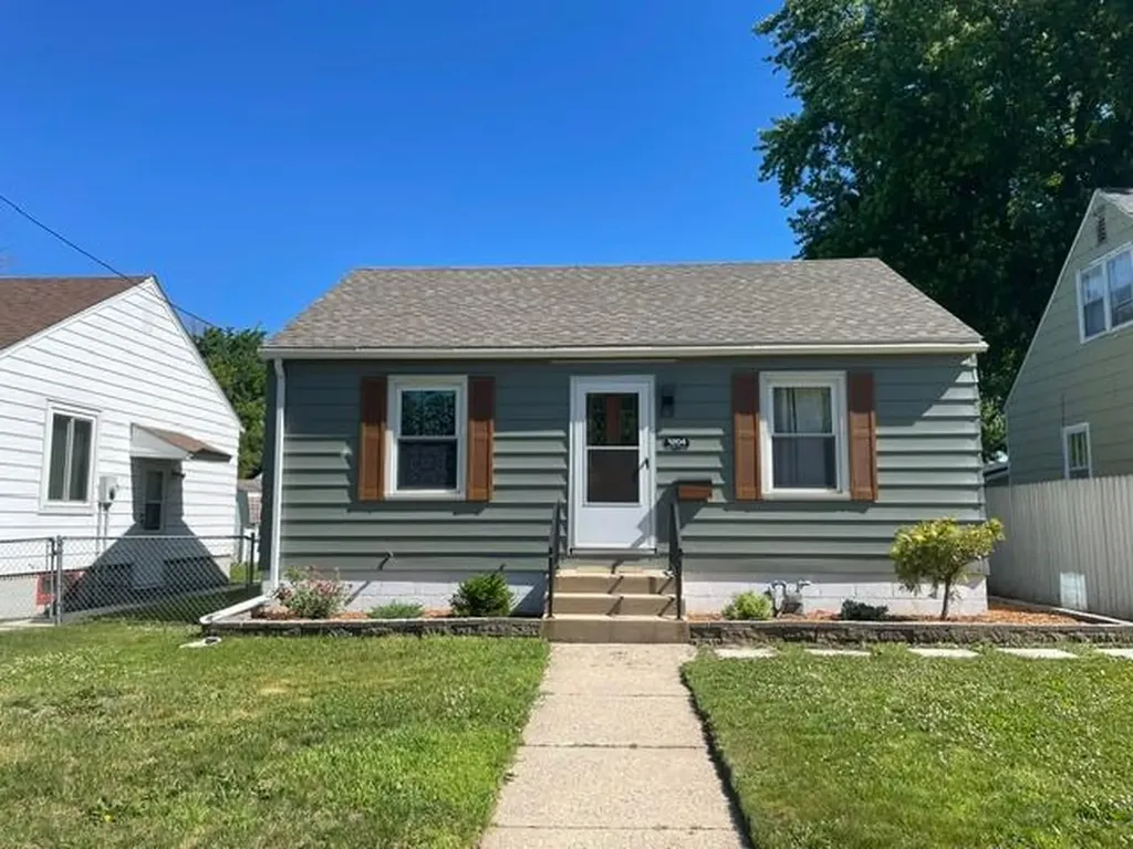 1204 11th Avenue SW Austin MN 55912