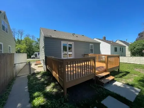 1204 11th Avenue SW Austin MN 55912