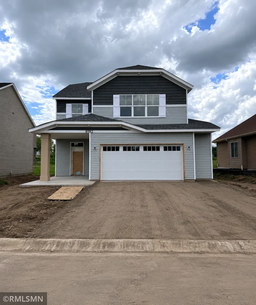 8982 Parkview Circle Chisago City MN 55013