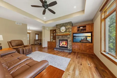 10060 SW 82nd Avenue Ellendale MN 56026