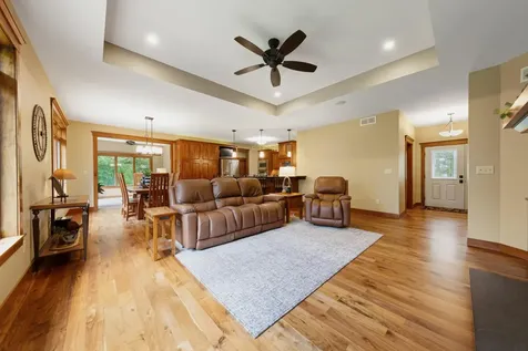 10060 SW 82nd Avenue Ellendale MN 56026