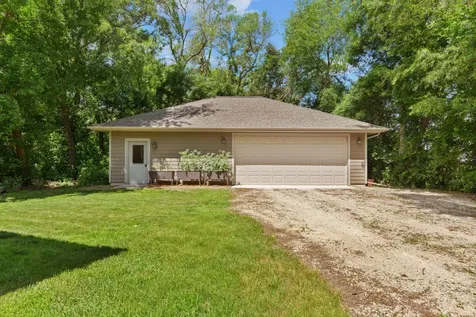 10060 SW 82nd Avenue Ellendale MN 56026