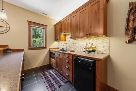10060 SW 82nd Avenue Ellendale MN 56026