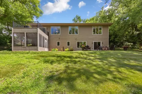 10060 SW 82nd Avenue Ellendale MN 56026