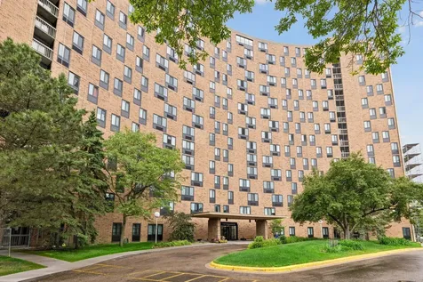 1181 Edgcumbe Road Saint Paul MN 55105