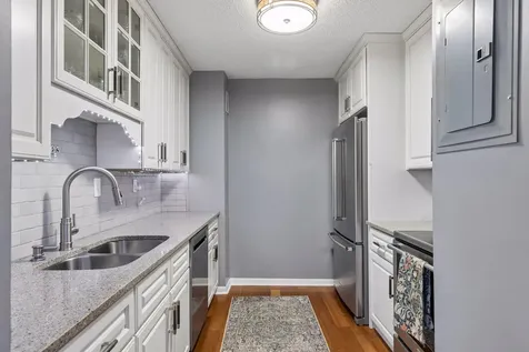 1181 Edgcumbe Road Saint Paul MN 55105