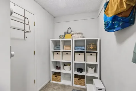 1181 Edgcumbe Road Saint Paul MN 55105