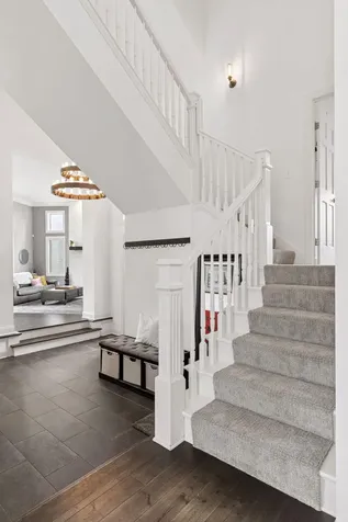 423 River Street Minneapolis MN 55401