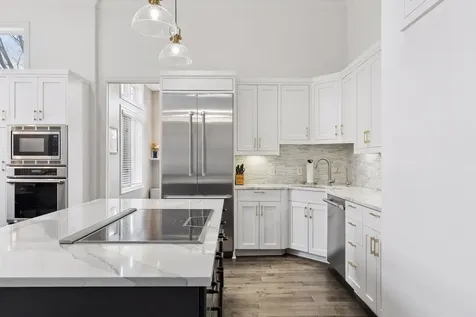 423 River Street Minneapolis MN 55401