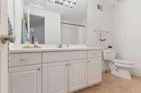423 River Street Minneapolis MN 55401
