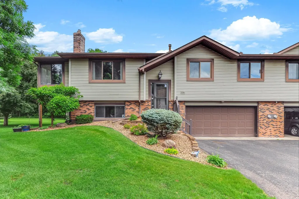 556 Donegal Circle Shoreview MN 55126