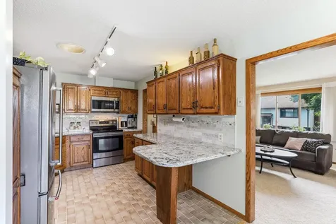 556 Donegal Circle Shoreview MN 55126