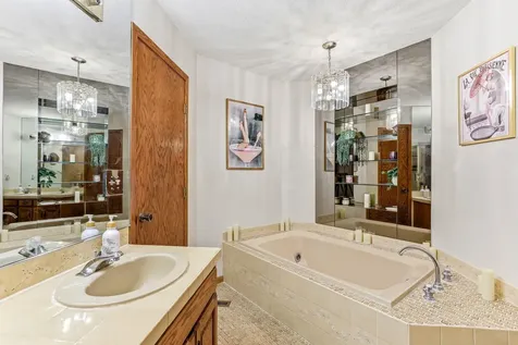 556 Donegal Circle Shoreview MN 55126