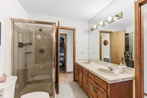 556 Donegal Circle Shoreview MN 55126