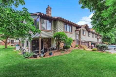 556 Donegal Circle Shoreview MN 55126