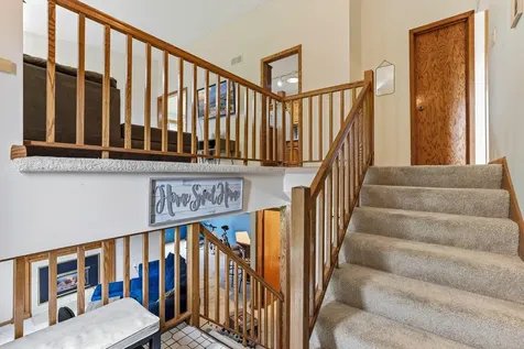 556 Donegal Circle Shoreview MN 55126