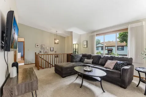 556 Donegal Circle Shoreview MN 55126