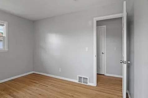 2105 Russell Avenue N Minneapolis MN 55411