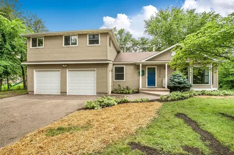 10206 Lakeview Drive W Minnetonka MN 55305