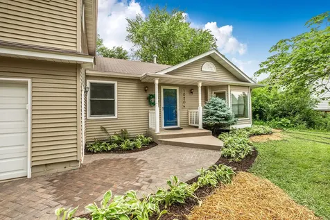 10206 Lakeview Drive W Minnetonka MN 55305