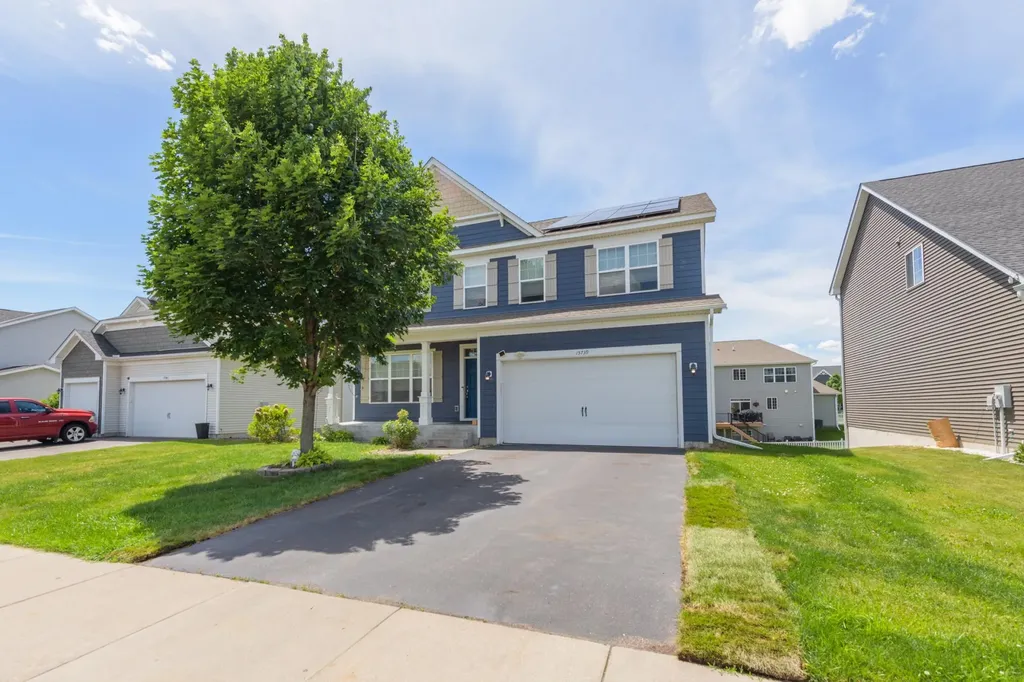 15739 Evergreen Avenue Apple Valley MN 55124