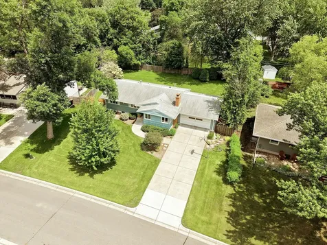 4105 Monterey Avenue Edina MN 55416