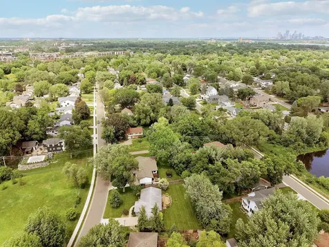 4105 Monterey Avenue Edina MN 55416
