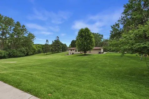 2918 Oakland Road Hopkins MN 55305