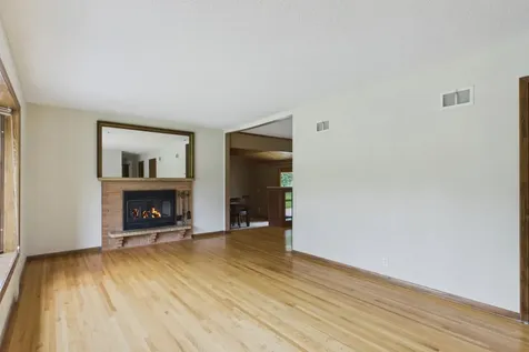 2918 Oakland Road Hopkins MN 55305