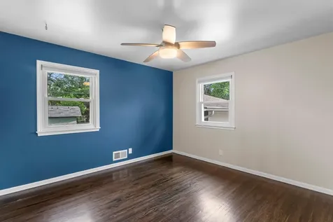 2063 Coral Lane Eagan MN 55122