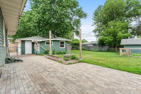 2063 Coral Lane Eagan MN 55122
