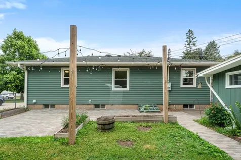2063 Coral Lane Eagan MN 55122