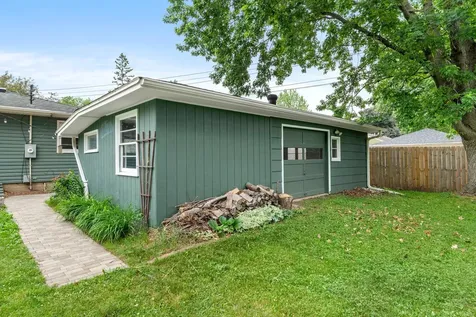 2063 Coral Lane Eagan MN 55122